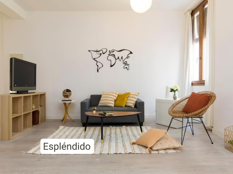 Moderno Apartamento En Casco Historico + Desayuno! 사라고사 외부 사진